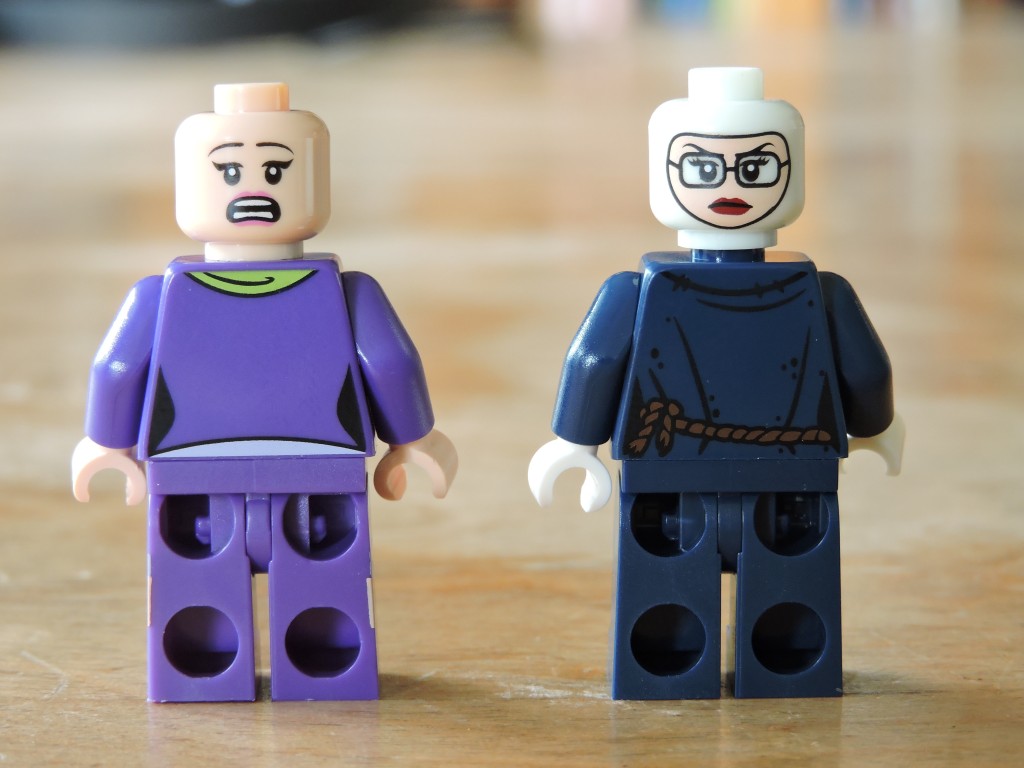 75903_bag_5_minifigs_back