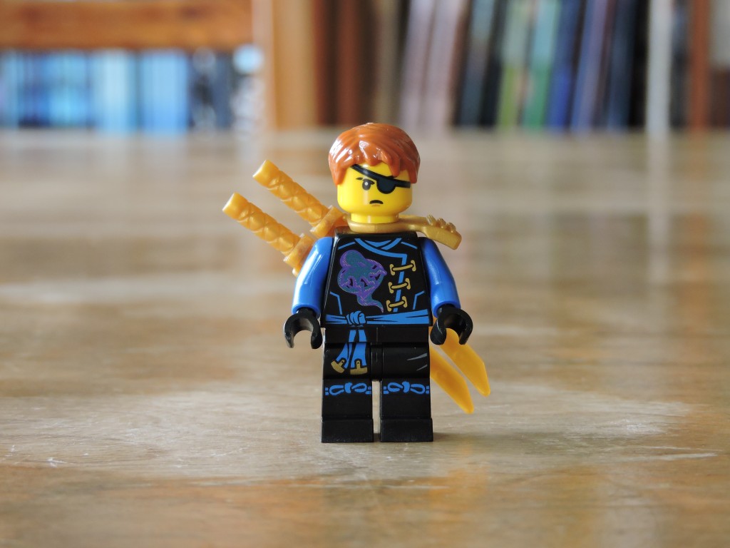 70605_bag_4_minifig